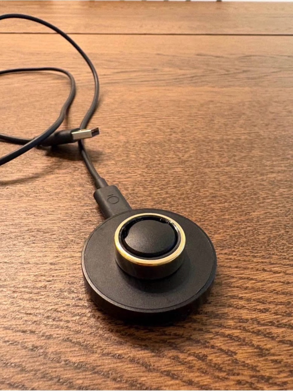 Oura Ring Charger Dock Black with Gold Accent